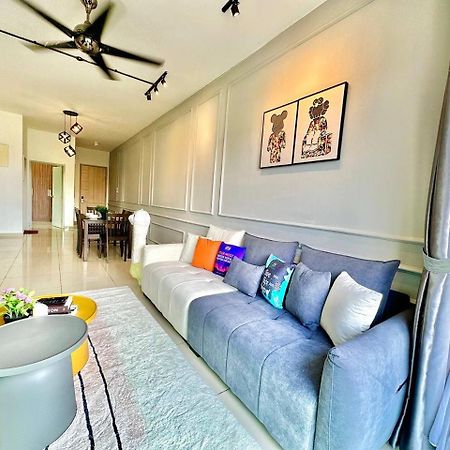 Seasons Luxury Apartment By Jk Home Johor Bahru Exterior photo