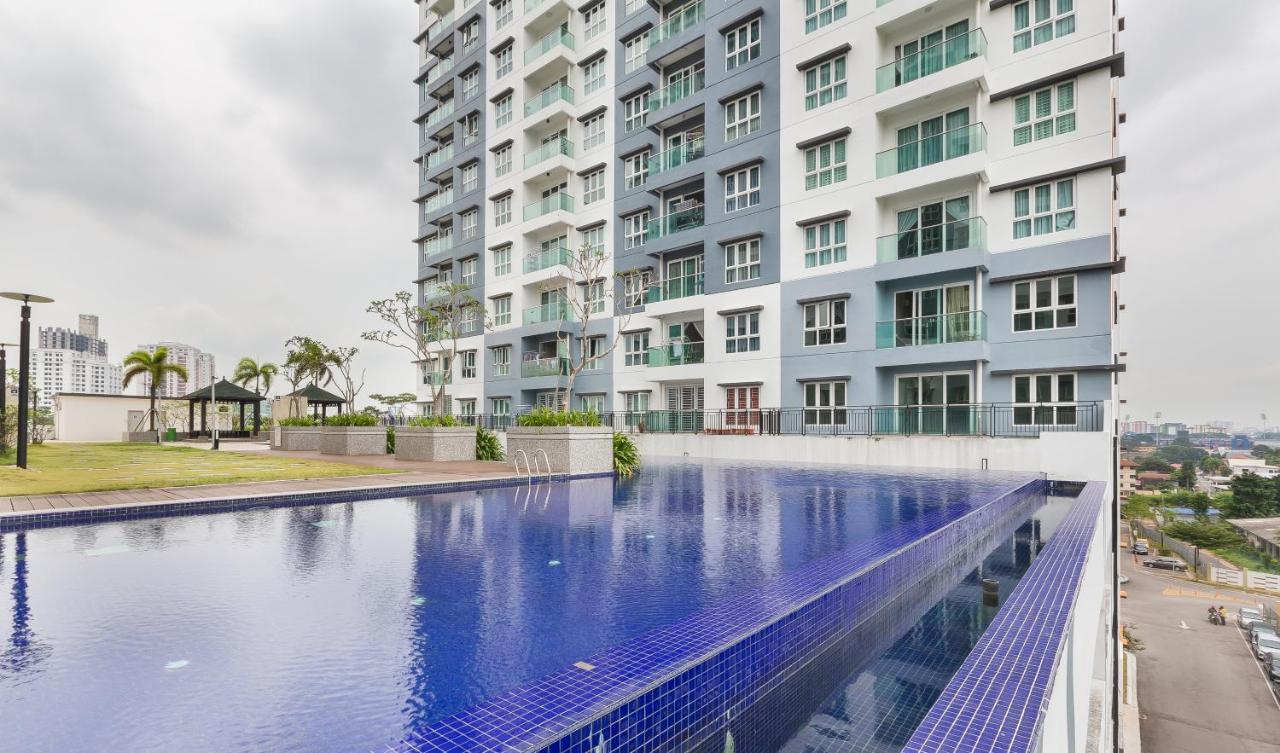 Seasons Luxury Apartment By Jk Home Johor Bahru Exterior photo