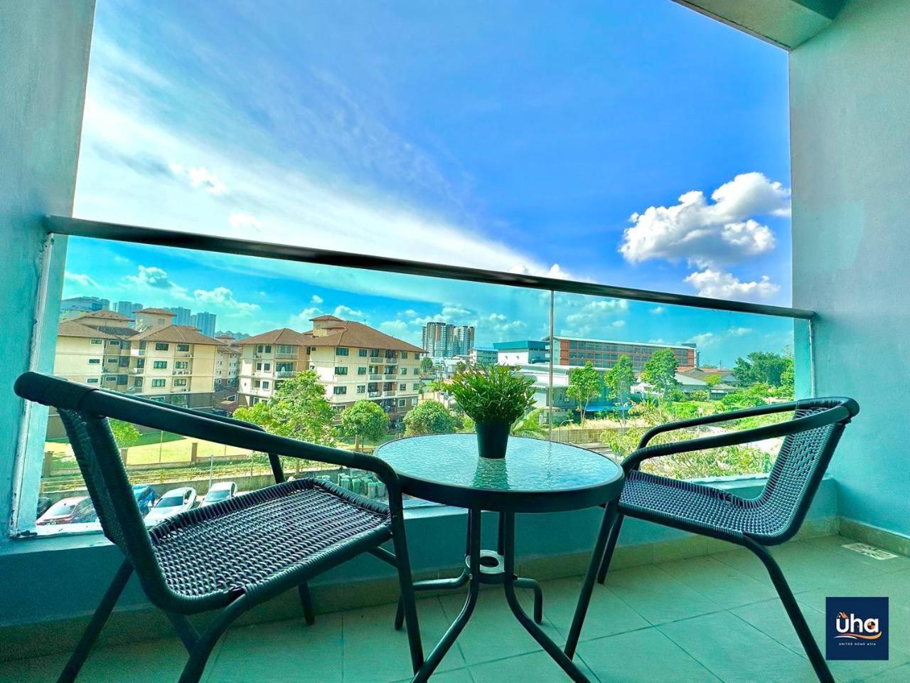 Seasons Luxury Apartment By Jk Home Johor Bahru Exterior photo